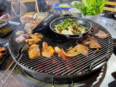 -小辣椒火盆烧烤(温泉南街店)