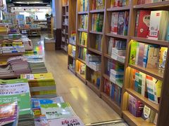 -新华书店(新街口旗舰店)