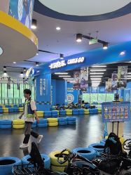 -卡尔飞车(武汉青山印象城店)