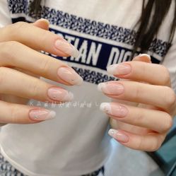 -一奈日式美甲美睫专门店