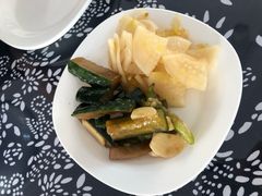 -八两八金·莱芜特色炒鸡(市南漳浦路店)