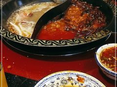 -重庆三峡火锅城(梅林店)