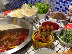 -山悦里 山野·鲜火锅(罗斯福广场店)