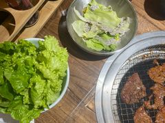 -明洞阿姨·韩式酱蟹烤肉·创意料理(三元桥店)