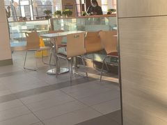 -麦当劳(展览路店)
