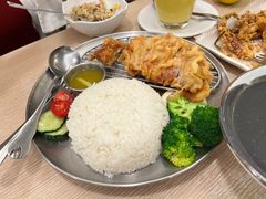 -佰搭果·广式茶餐厅(西华路店)