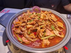 -徐记小怪兽肉蟹煲店(哈西万达金街店)