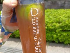 -顶东面包花园·生日蛋糕(世博店)