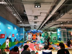 -利奥梦幻主题乐园(爱琴海购物公园店)