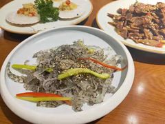 -青瓦餐厅·生鱼片·韩园烤肉(西塔店)