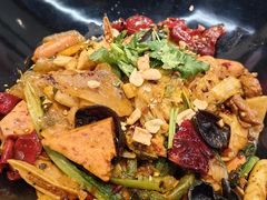 -醉人椒麻辣香锅(王府井喜悦店)
