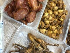 -蓝精灵饺子店