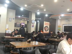 -李先生牛肉面大王(北京站售票厅餐厅)