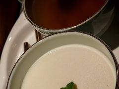 -左庭右院鲜牛肉火锅黑金店(陆家嘴中心店)