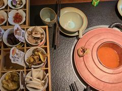 -菌自由丨野生菌火锅特色庭院餐厅(丽江古城店)