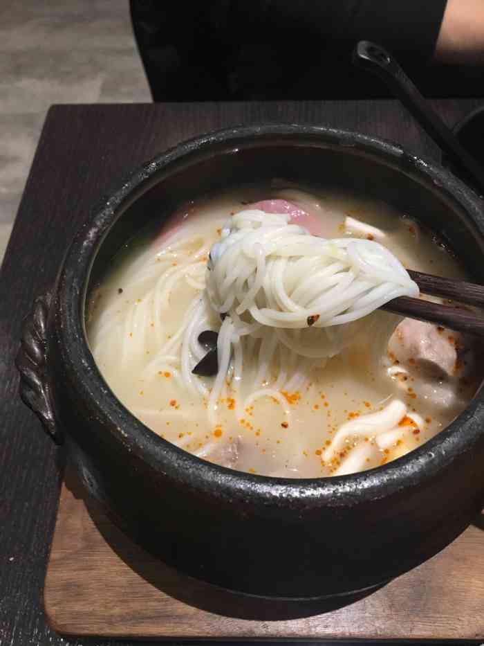 福稻过桥米线-"china town的一家有名的米线店,."-大众点评移动版