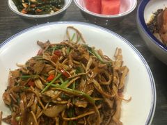 农家小炒肉-老山村酒楼(白石洲店)