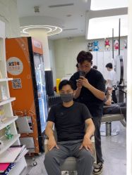 -慕名造型