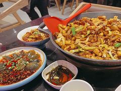 -椒行天下干锅牛蛙·(万宝店)