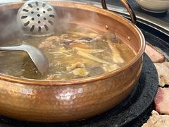 -阿山卓·野生菌火锅·纳西火塘烤肉