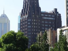 从西藏中路眺望国际饭店-上海国际饭店