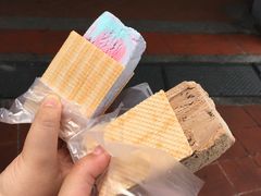 -詹爷爷乌节路街头冰淇淋