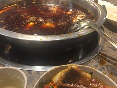 -肖肖酸萝卜鱼火锅(总店)
