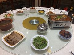 -鸿兴楼酒家嘉山路店