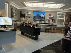 -Dior迪奥(上海世茂广场店)