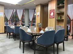 大堂-有红鸡毛店·川菜(建设路店)