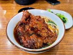 红烧大排面-阿娘面馆