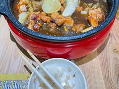-吉吉向上炭烤鸡肉煲(西小区店)