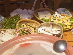 -民食香·腊排骨野生菌美食(木府店)