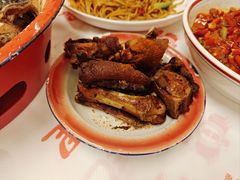 -堂瓦里·33年传统赣菜(第一街区店)