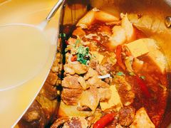 特色牛腩鸳鸯锅-左庭右院鲜牛肉火锅(环球港店)