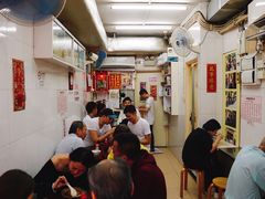 大堂-添發碗仔翅美食