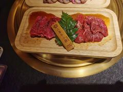 特上牛小排-炉石六本目·冰鲜和牛炭火烤肉·寿喜烧店(梅江店)