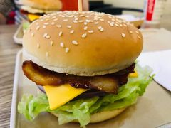 -牛纽塔·牛人堡(群众路店)