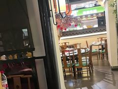 -卢大鲜鱼头捞饭(美利广场店)