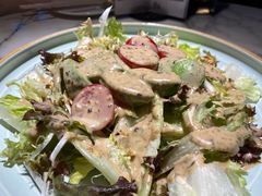 牛油果沙拉-钟菜·粤菜点心·宴请(海上世界·汇港二期店)