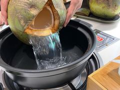 -东椰·海南椰子鸡火锅(朝阳门店)