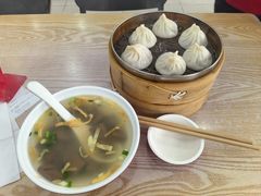 -珊珊小笼馆(仙霞路店)