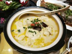 -那家老院子东北菜·饺子·小鸡炖蘑菇(艳华街店)
