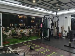 -简·无界健身工作室·运动康复·体态(石厦店)
