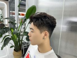 -尤司男士国潮理发馆