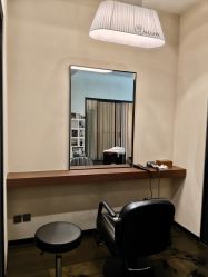 -悦Salon发型设计