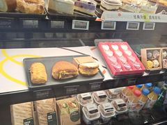 -星巴克臻选(威海威高广场店)