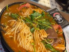 -肥汁米蘭香港米线(定西路店)