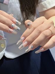-HUII NAIL绘京美甲美睫会馆
