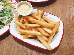 -Tube station站点比萨(王府井百货店)